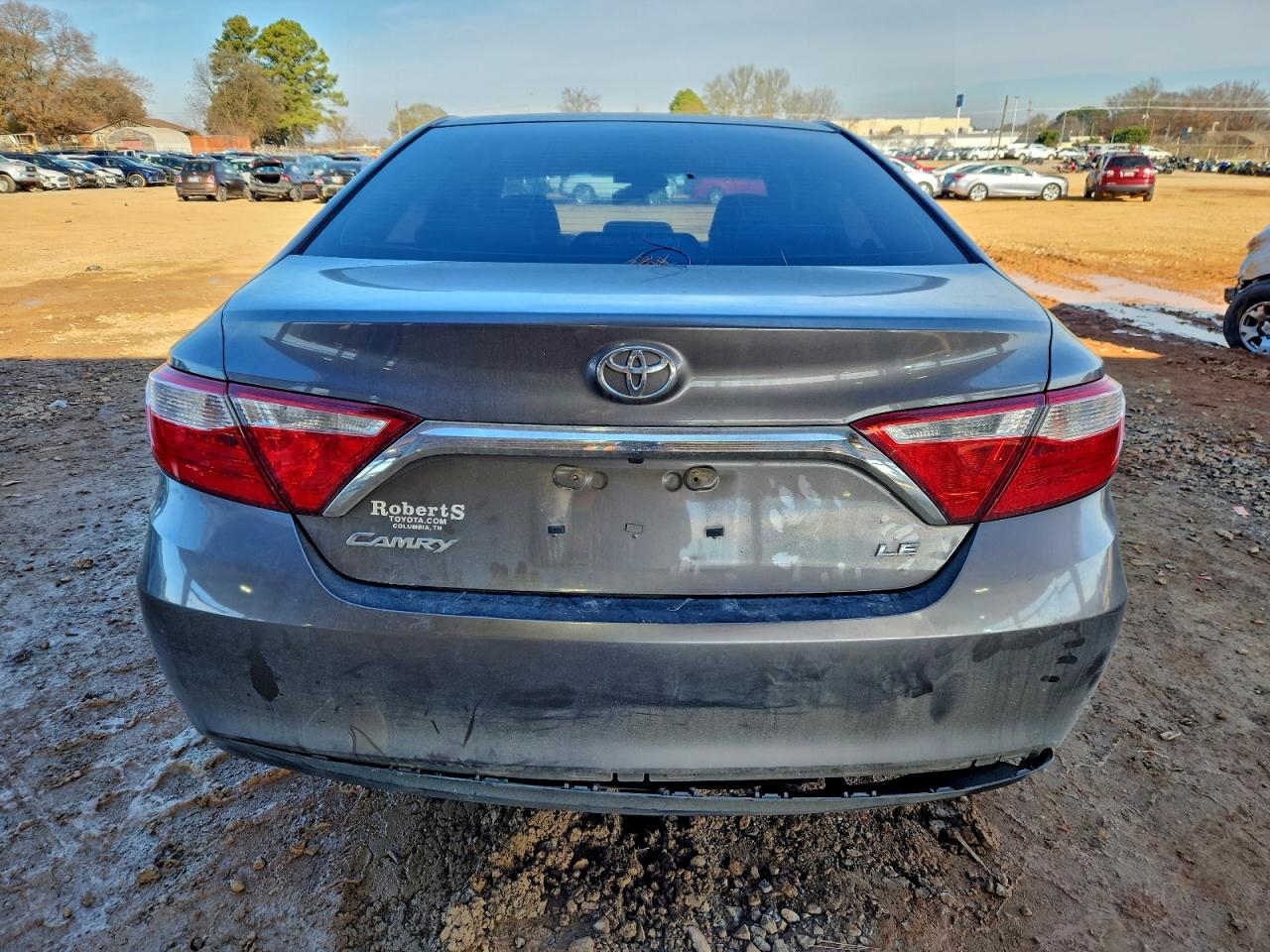 2015 TOYOTA CAMRY LE photo 6
