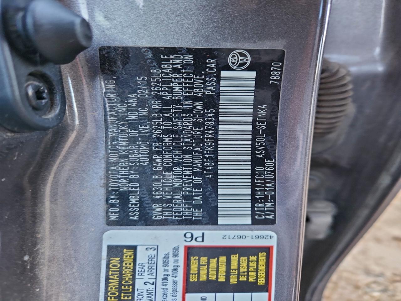 2015 TOYOTA CAMRY LE photo 13