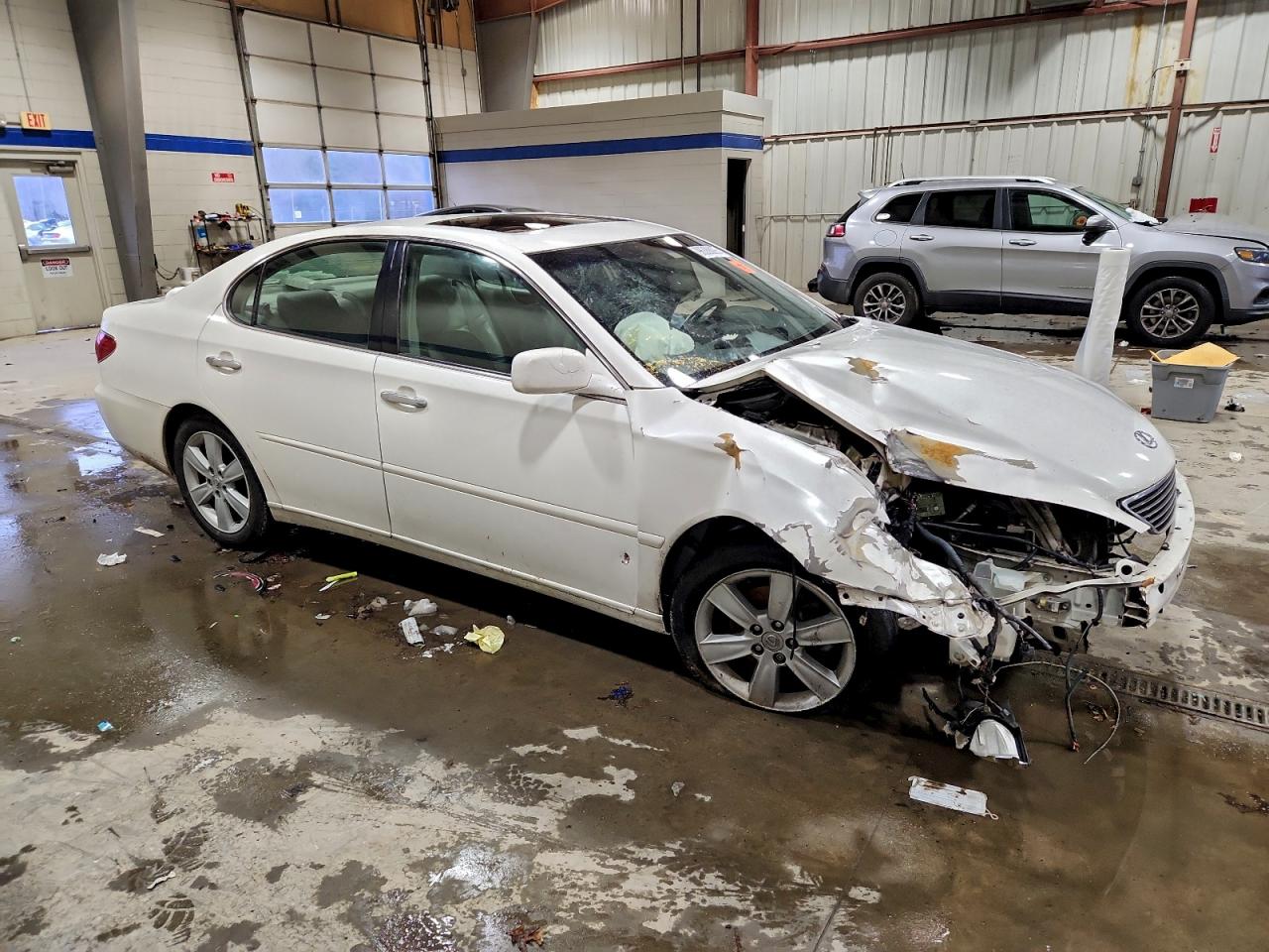 2005 LEXUS ES 330 photo 4