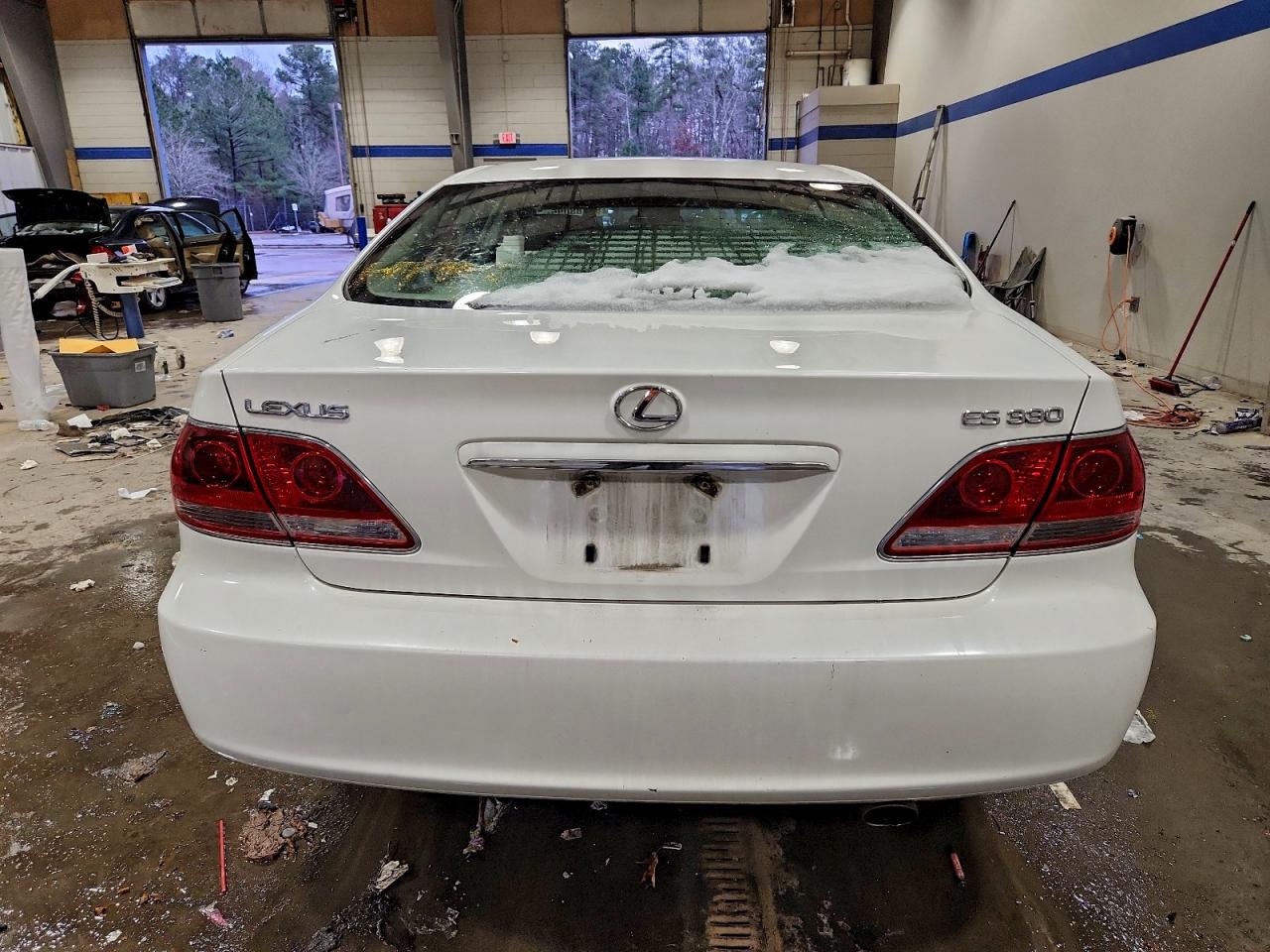 2005 LEXUS ES 330 photo 6