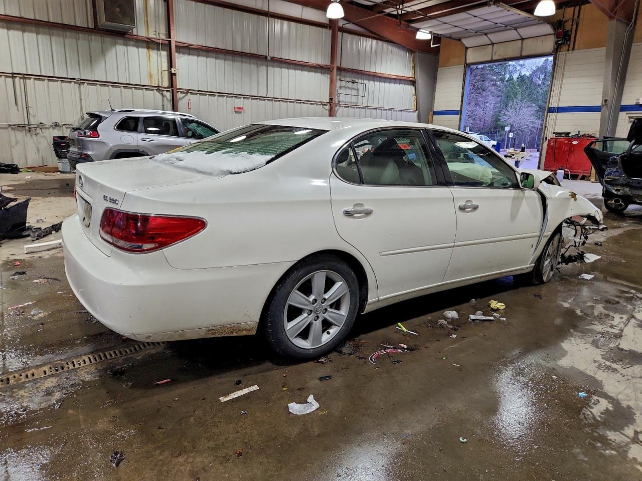 2005 LEXUS ES 330 photo 3