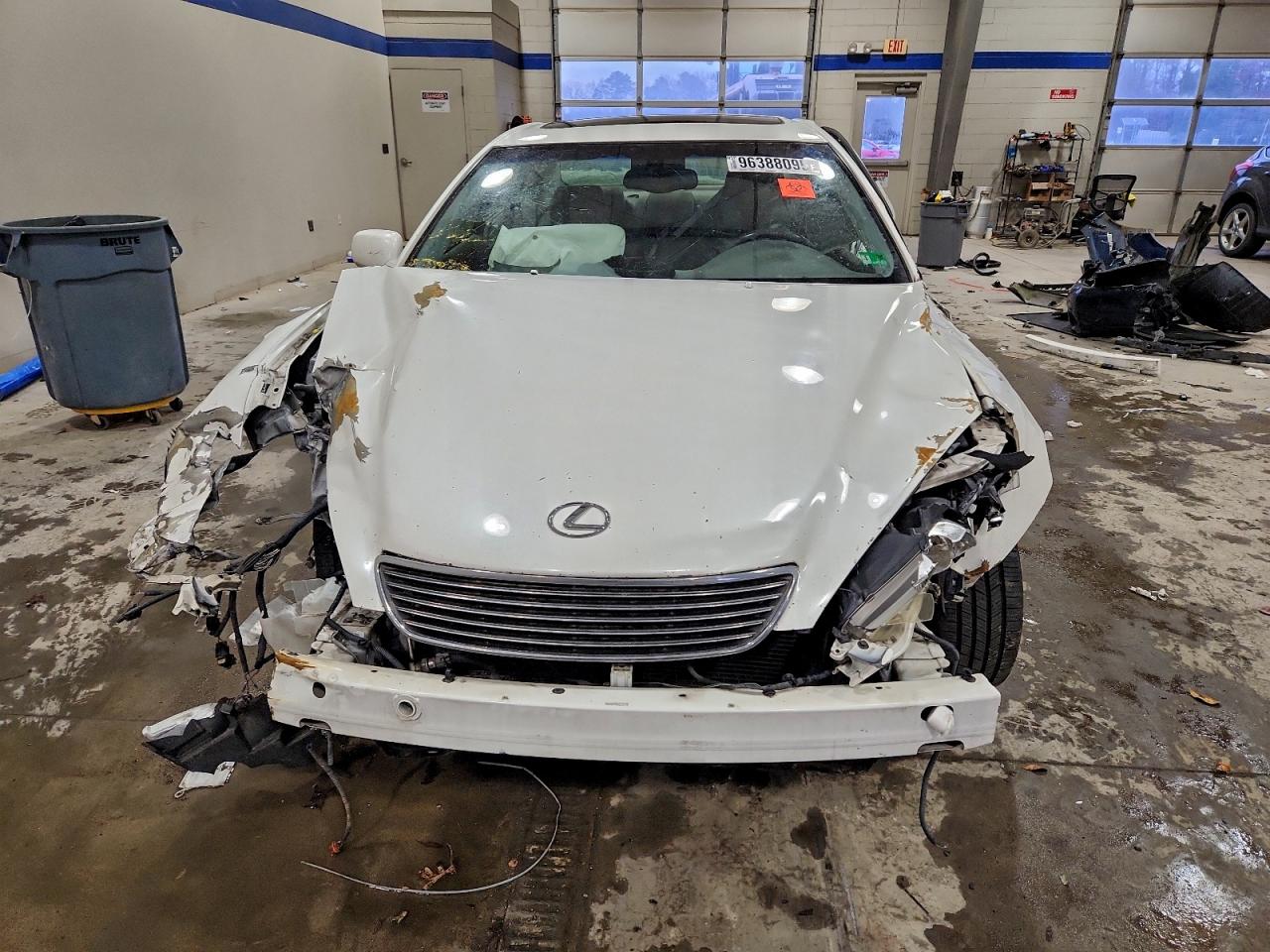 2005 LEXUS ES 330 photo 5