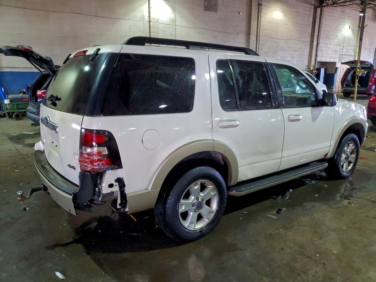 2010 FORD EXPLORER EDDIE BAUER photo 3