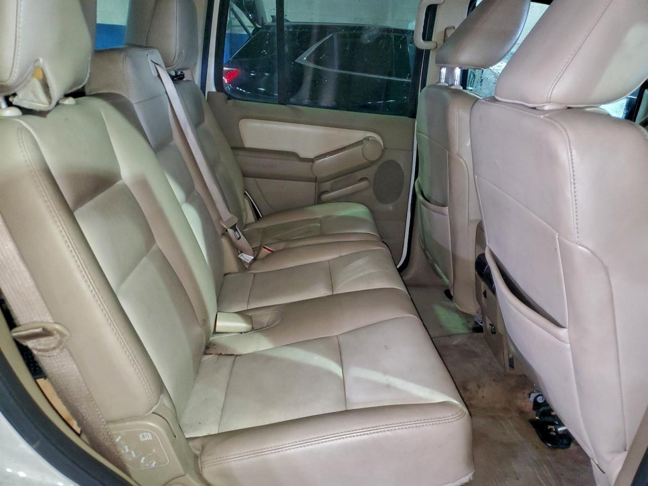 2010 FORD EXPLORER EDDIE BAUER photo 11