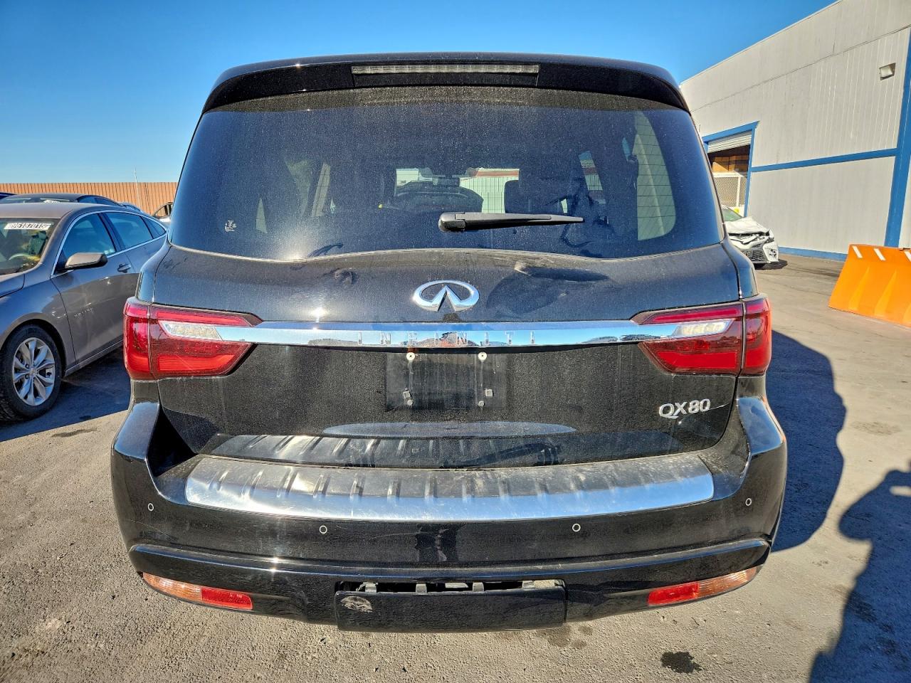 2019 INFINITI QX80 LUXE photo 11