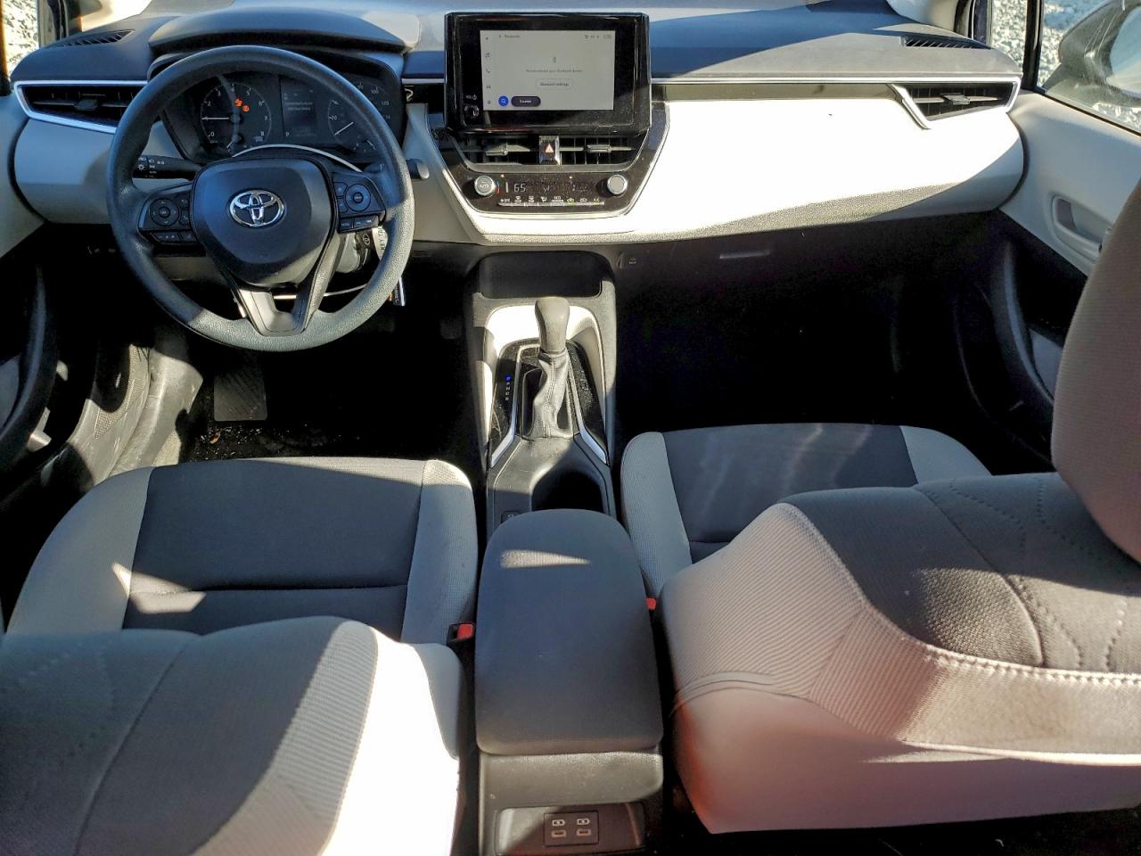 2023 TOYOTA COROLLA LE photo 8
