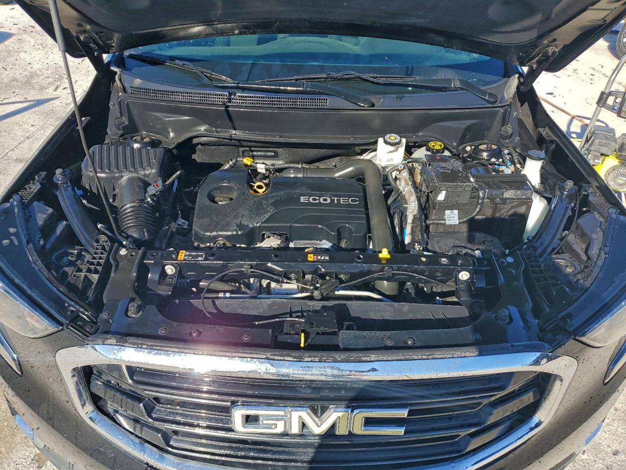2020 GMC TERRAIN SLE photo 12