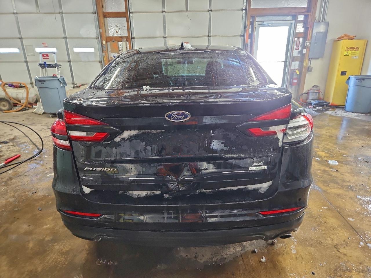 2020 FORD FUSION SE photo 6