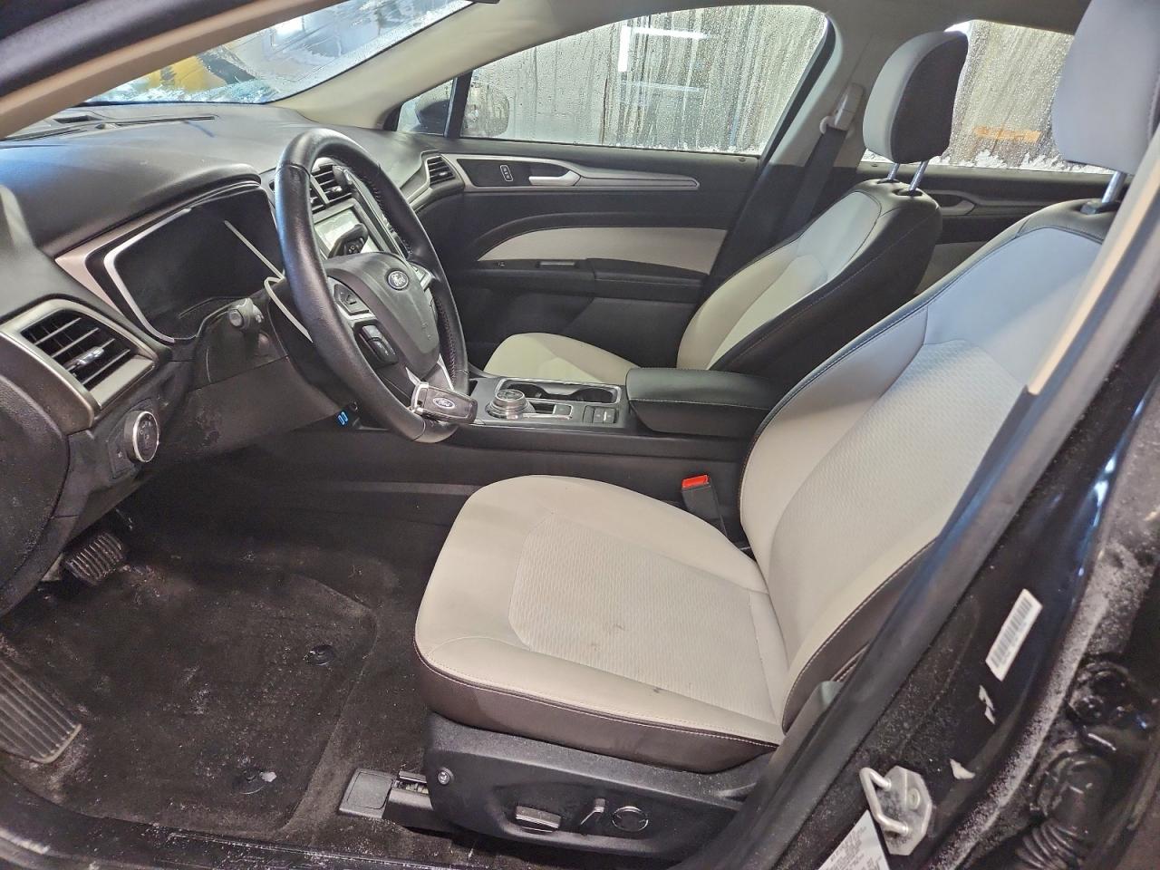 2020 FORD FUSION SE photo 7