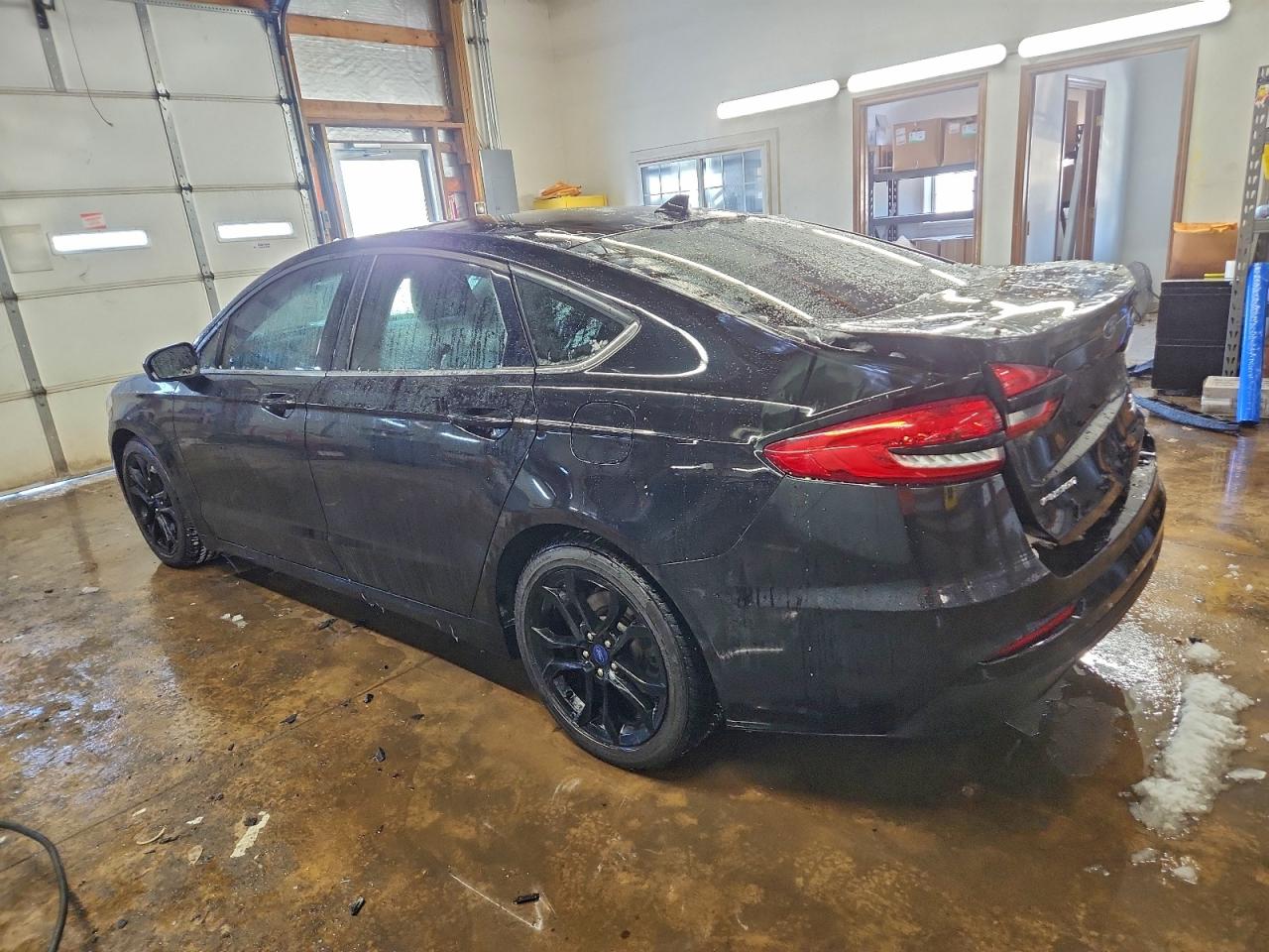 2020 FORD FUSION SE photo 2