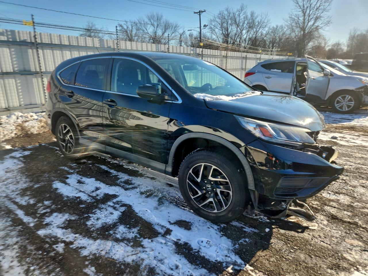 2016 HONDA CR-V SE photo 4
