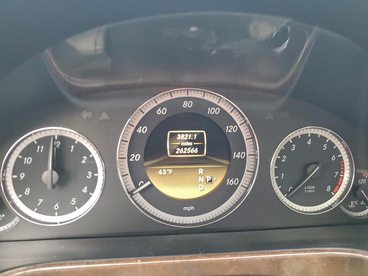 2011 MERCEDES-BENZ E 350 4MATIC photo 9