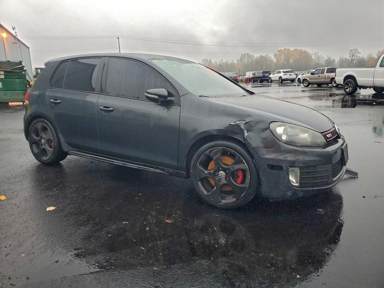 2011 VOLKSWAGEN GTI photo 10