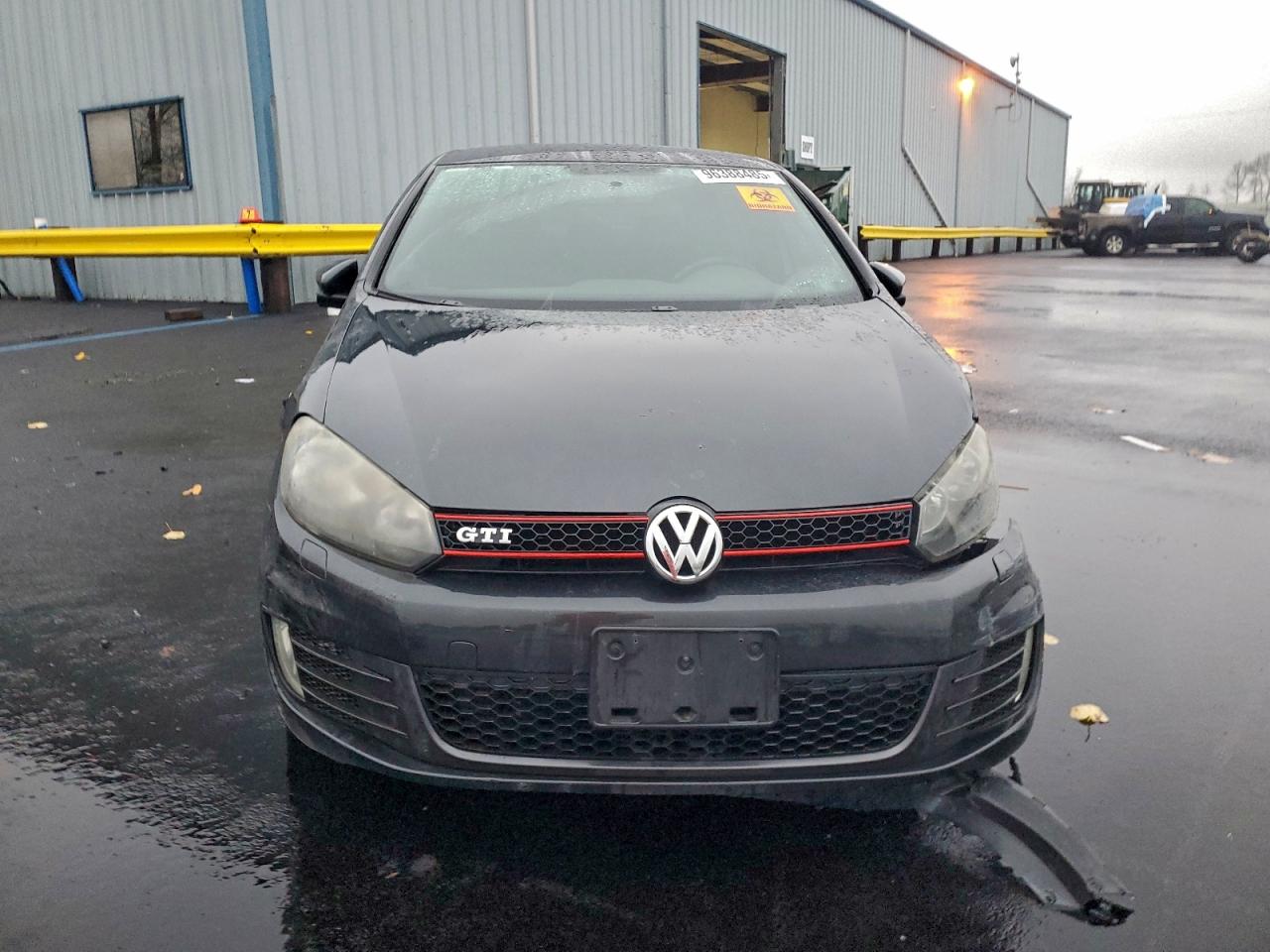 2011 VOLKSWAGEN GTI photo 13