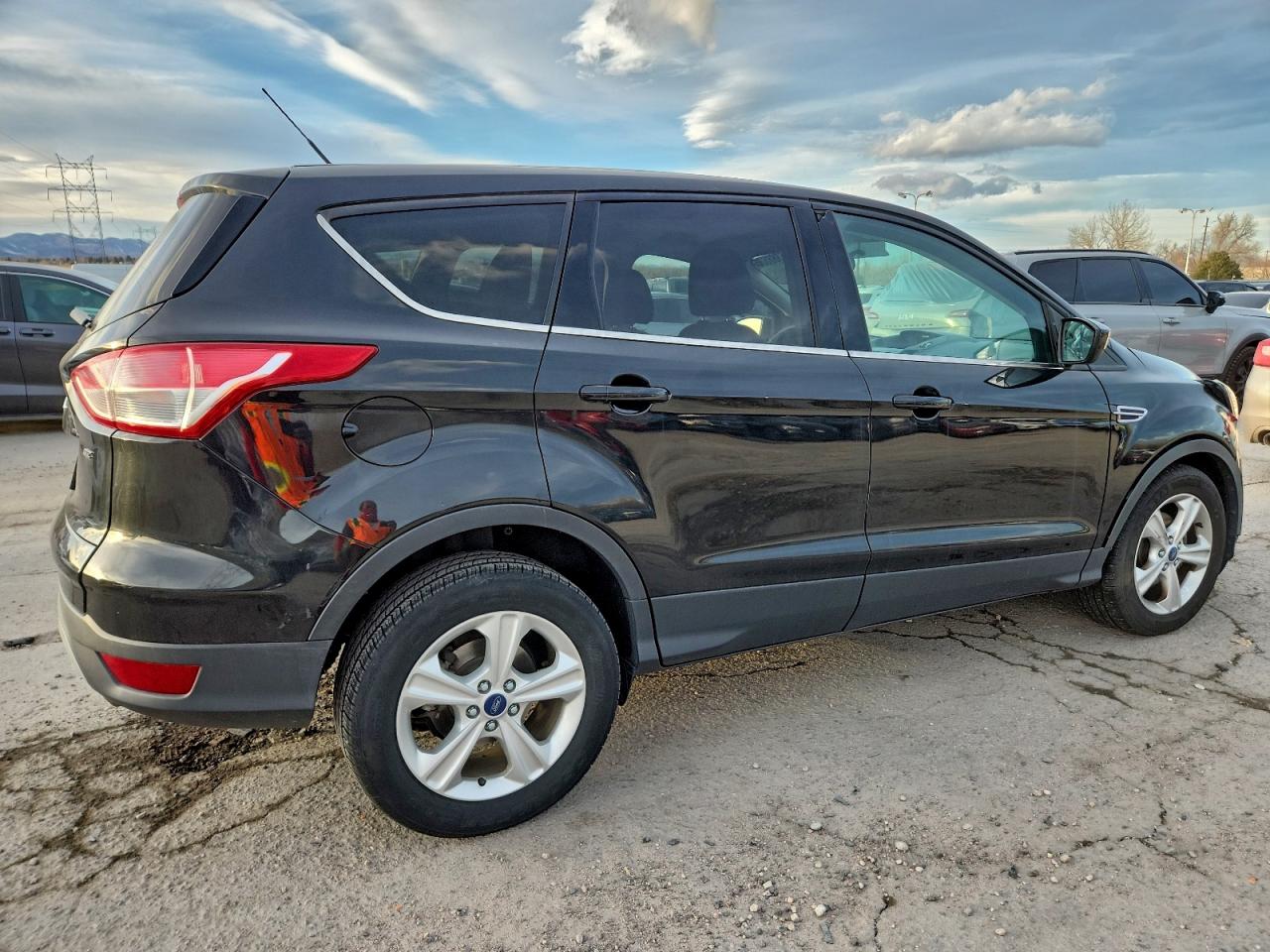 2015 FORD ESCAPE SE photo 3