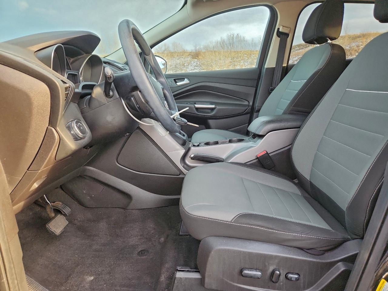 2015 FORD ESCAPE SE photo 7