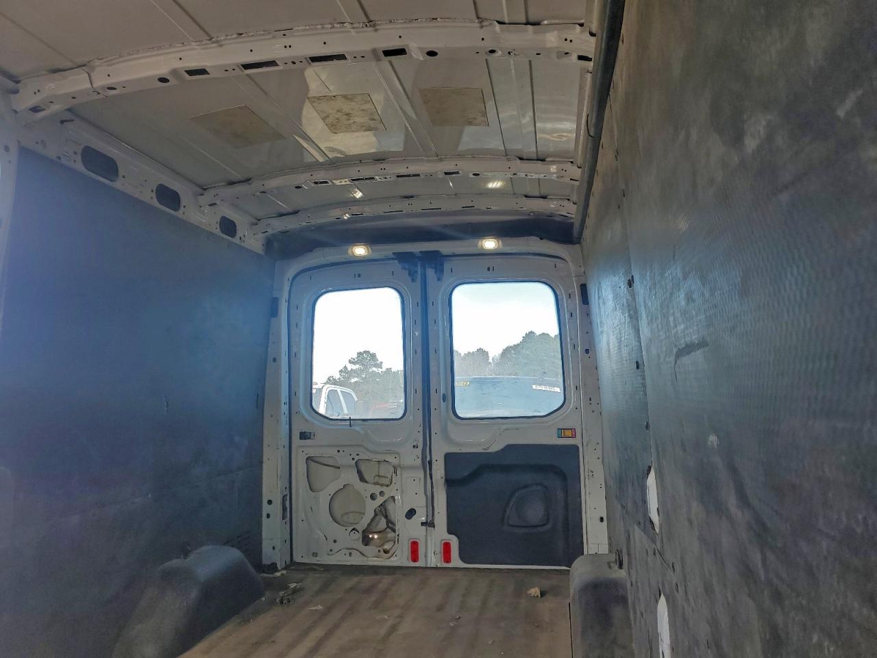 2020 FORD TRANSIT T-250 photo 10