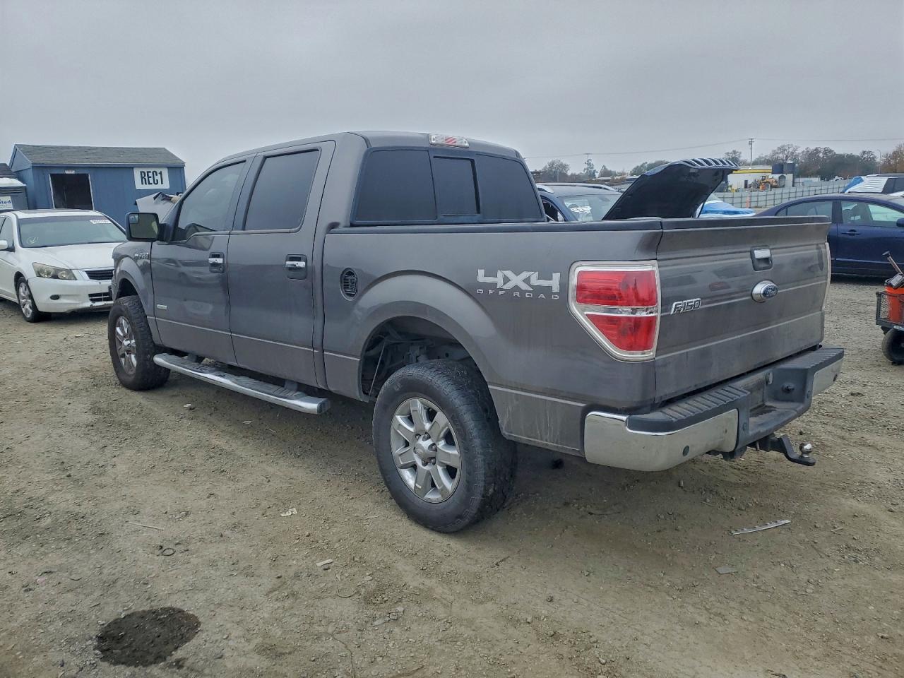 2013 FORD F150 SUPERCREW photo 2