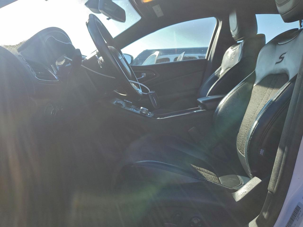 2015 CHRYSLER 200 S photo 7
