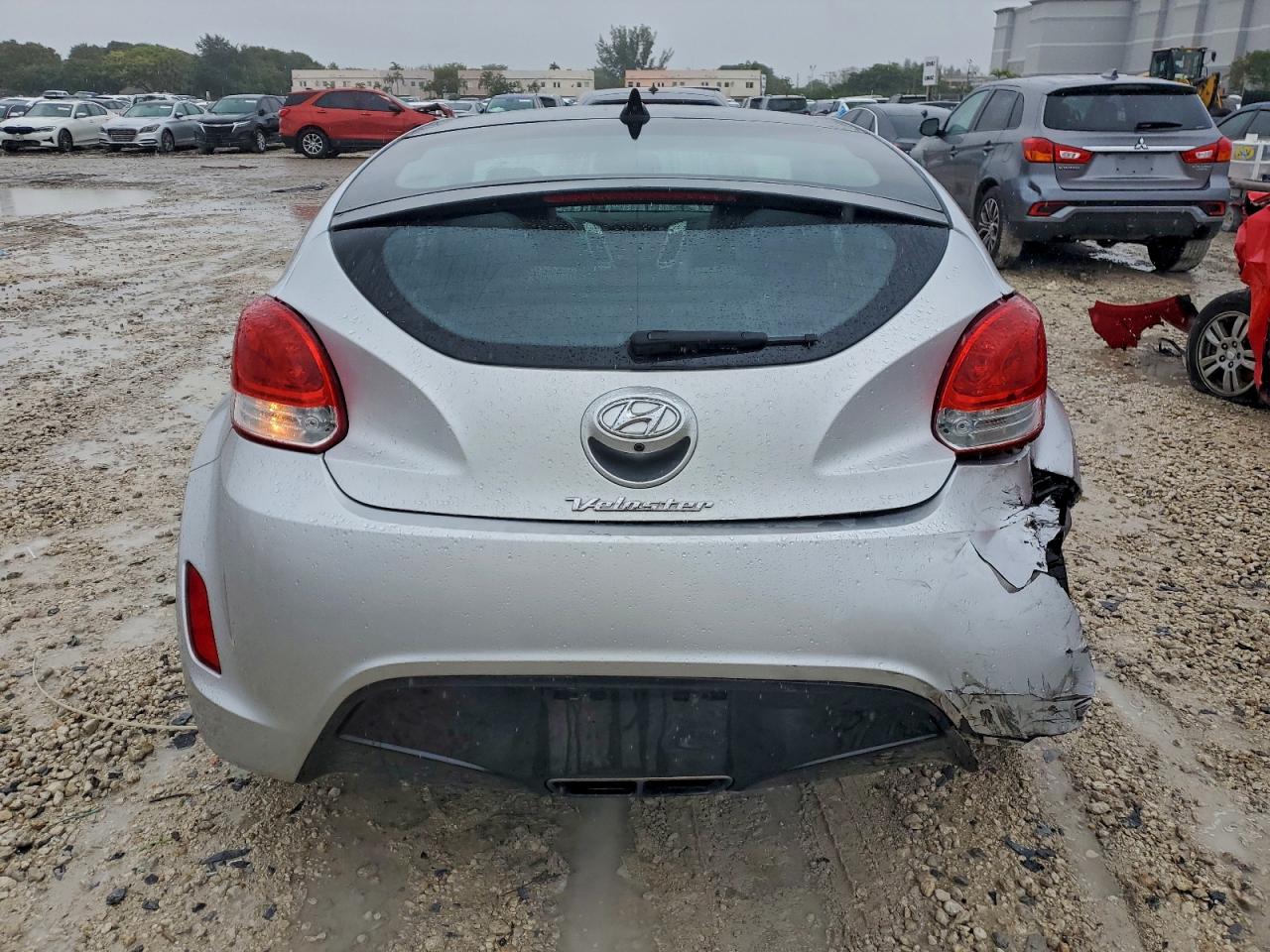 2014 HYUNDAI VELOSTER photo 6