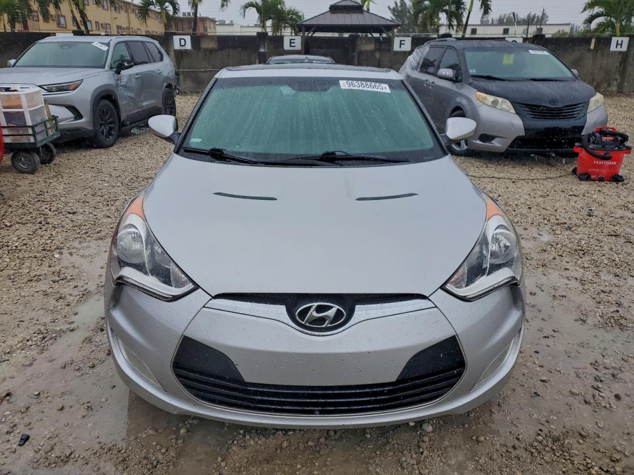 2014 HYUNDAI VELOSTER photo 5