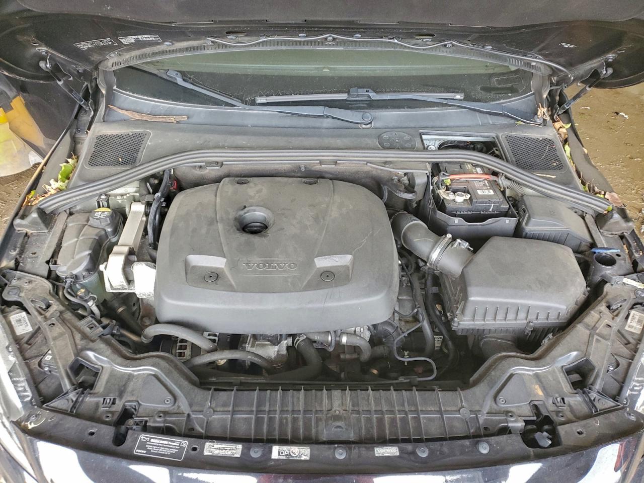 2017 VOLVO S60 photo 11