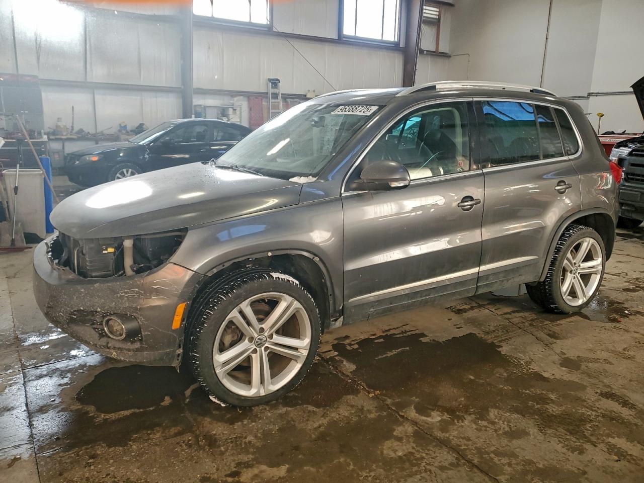 2016 VOLKSWAGEN TIGUAN