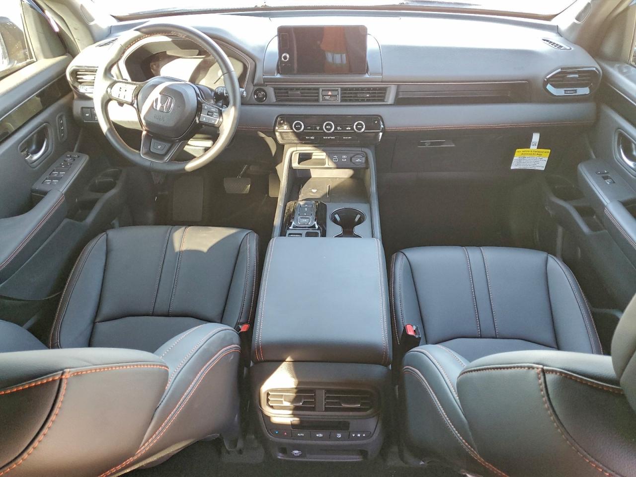 2025 HONDA PILOT TRAILSPORT photo 8