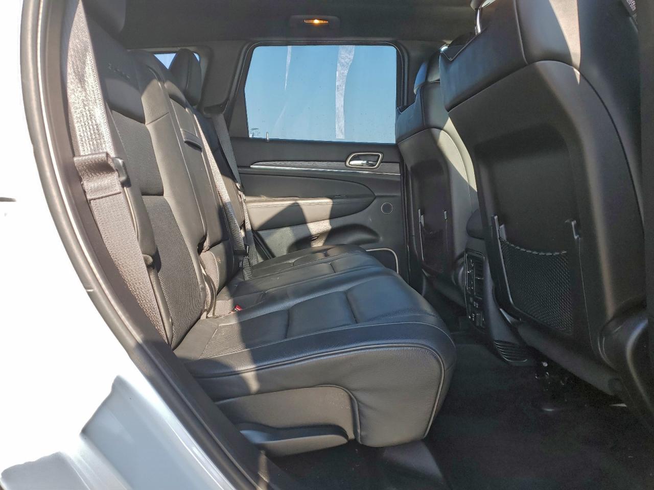 2015 JEEP GRAND CHEROKEE SUMMIT photo 11
