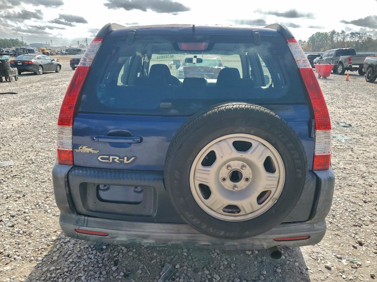 2005 HONDA CR-V LX photo 6