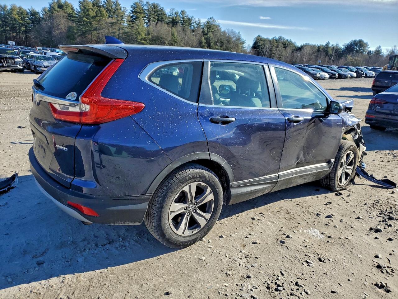 2018 HONDA CR-V LX photo 3