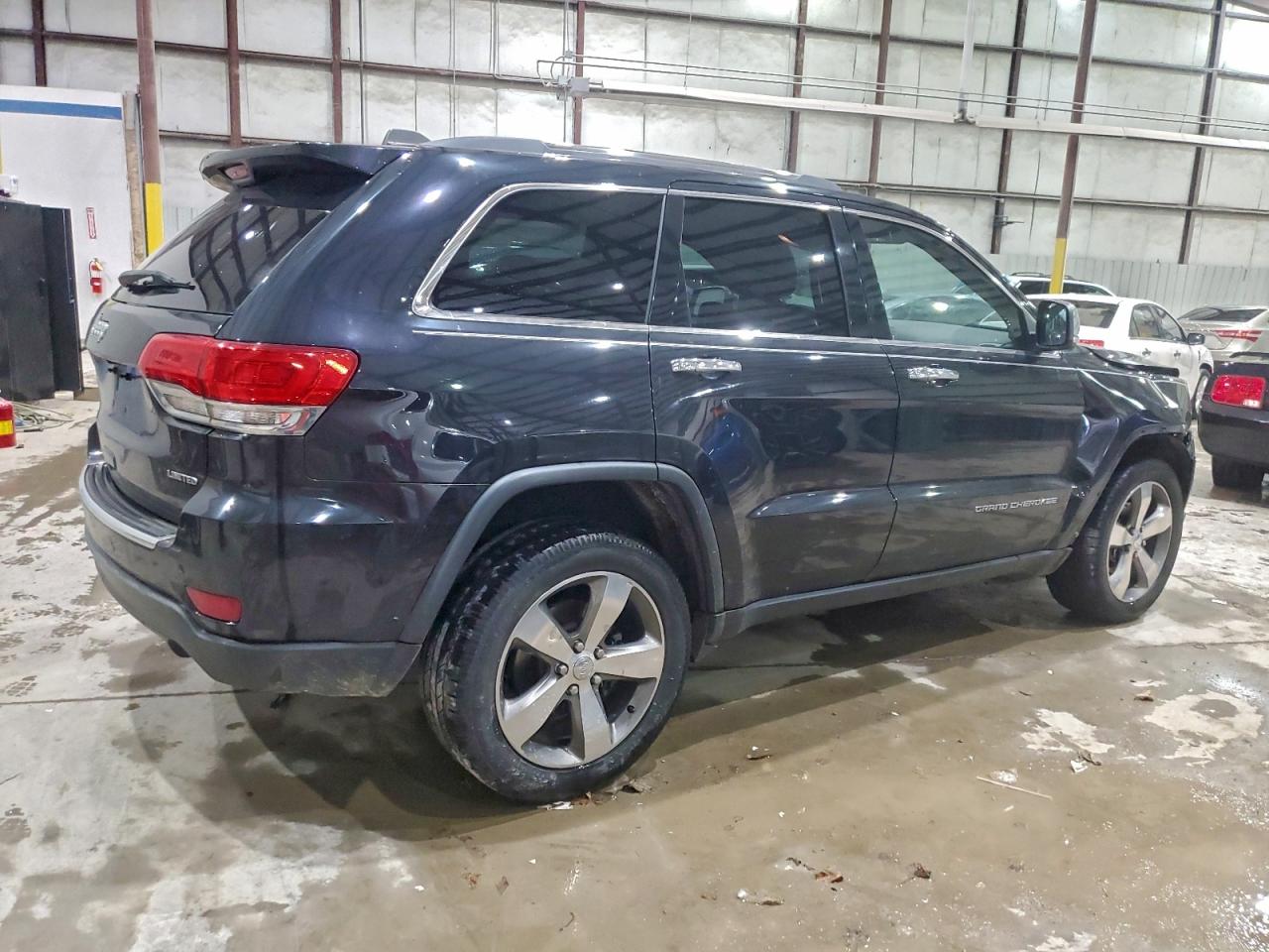 2016 JEEP GRAND CHEROKEE LIMITED photo 3