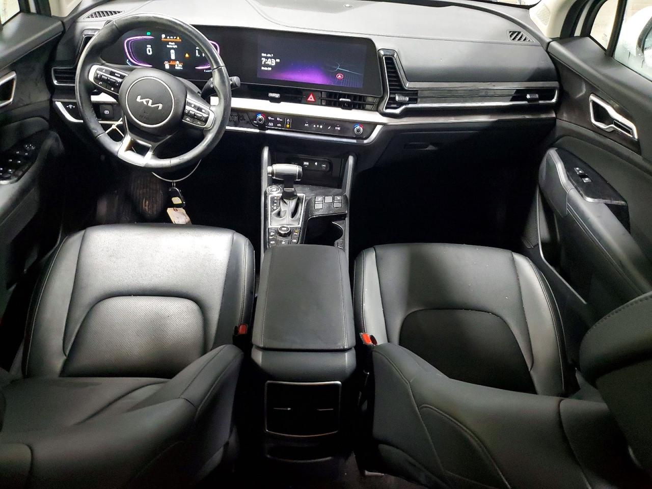 2025 KIA SPORTAGE EX photo 8