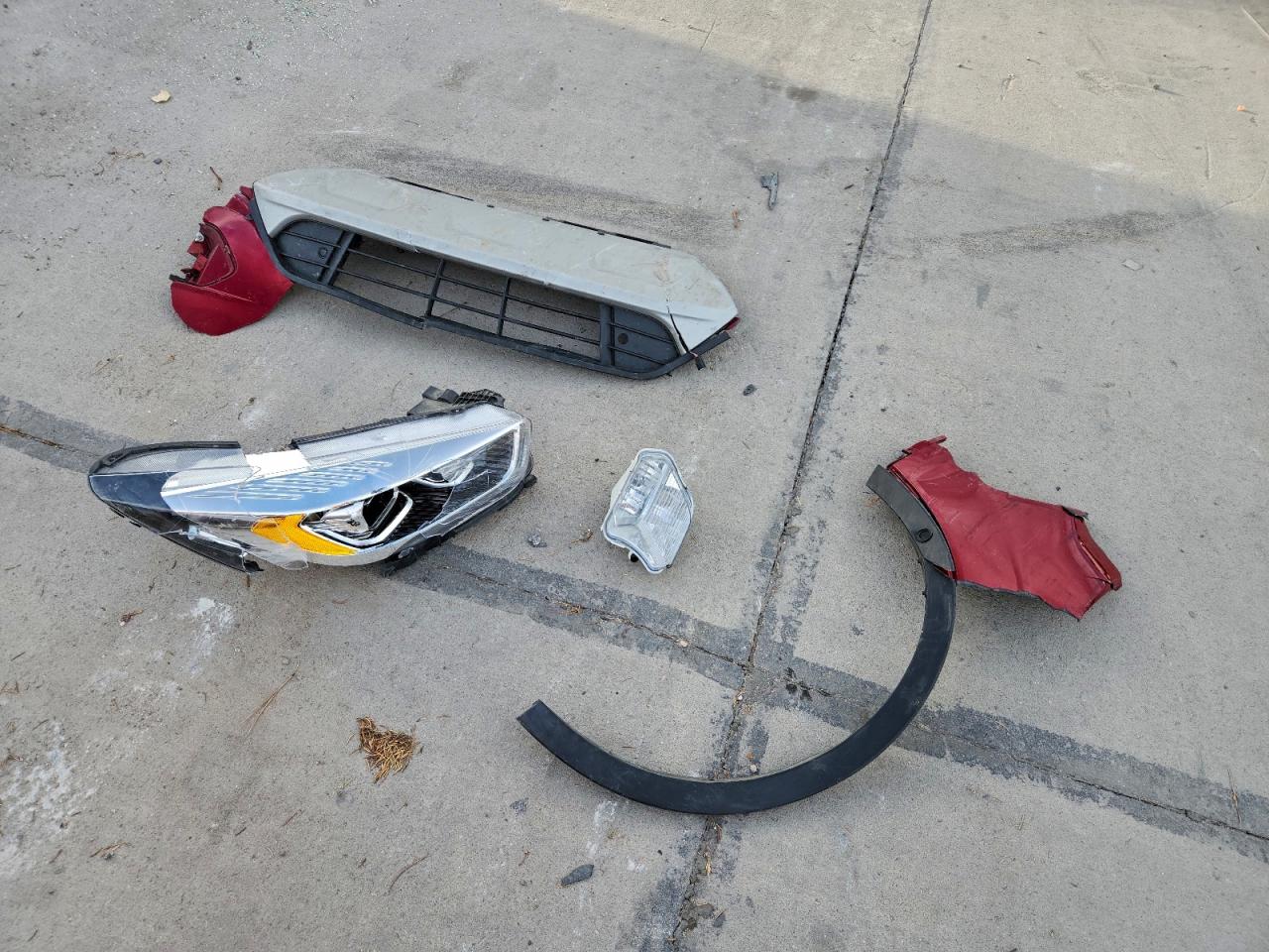 2019 FORD ESCAPE TITANIUM photo 13