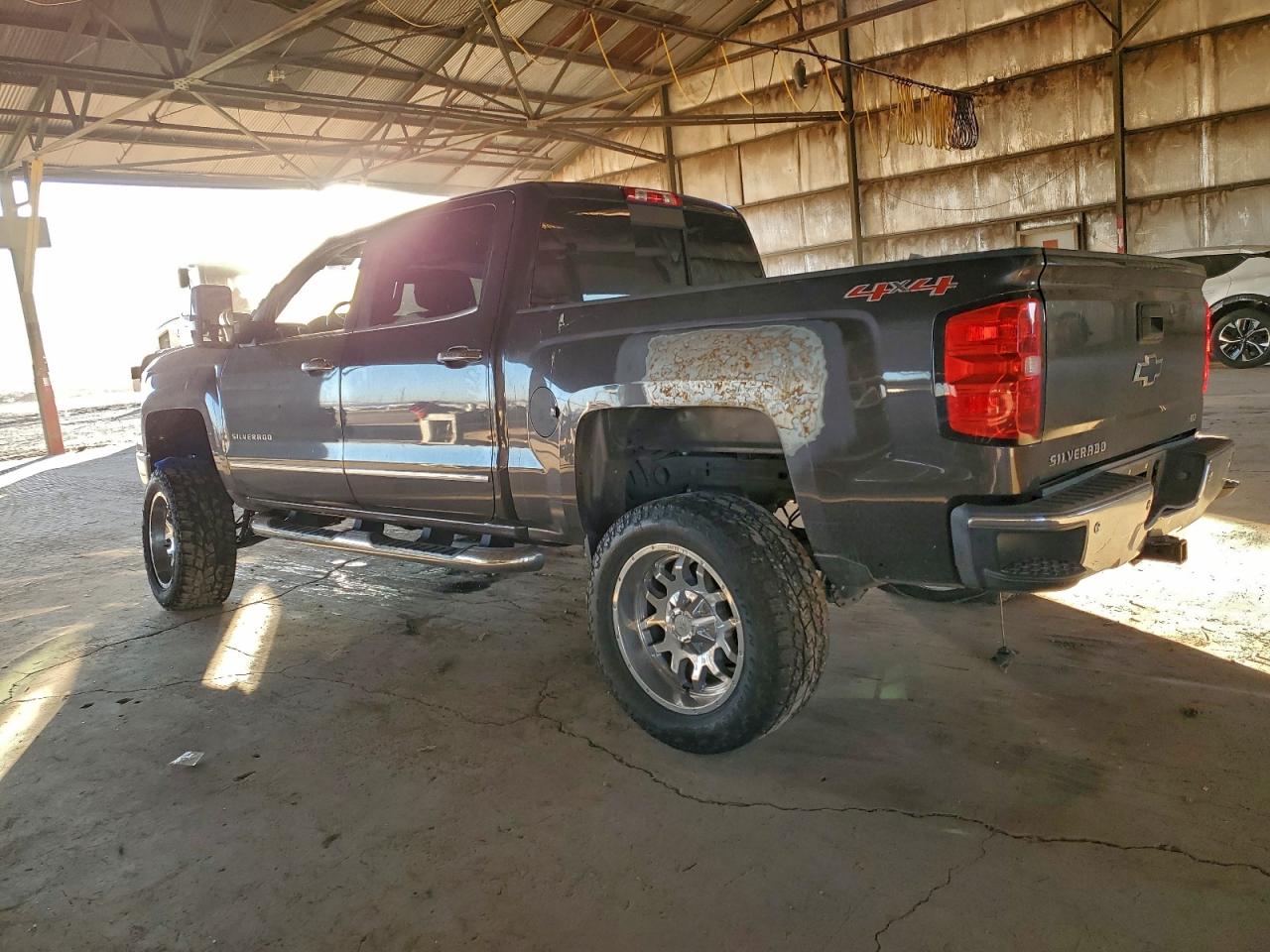 2015 CHEVROLET SILVERADO K1500 LTZ photo 2