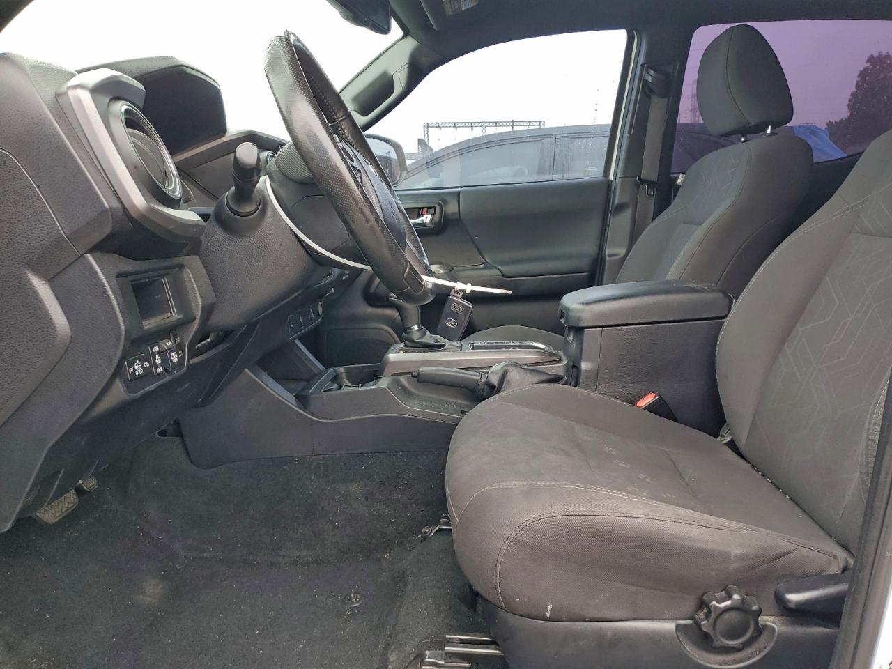 2017 TOYOTA TACOMA DOUBLE CAB photo 7