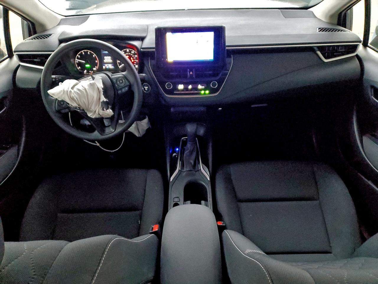 2024 TOYOTA COROLLA LE photo 8