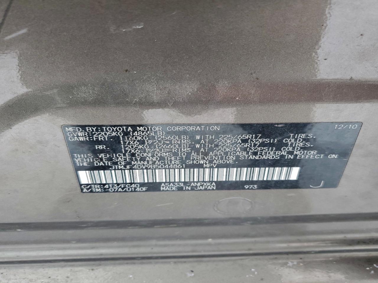 2011 TOYOTA RAV4 photo 13