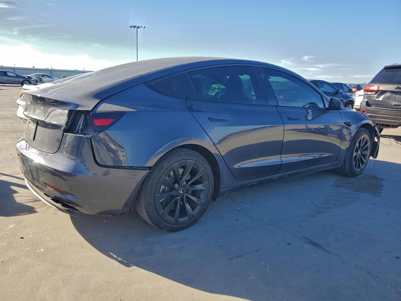 2022 TESLA MODEL 3 photo 3