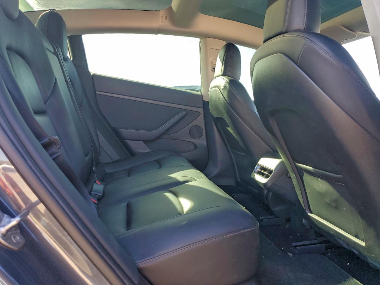 2022 TESLA MODEL 3 photo 10