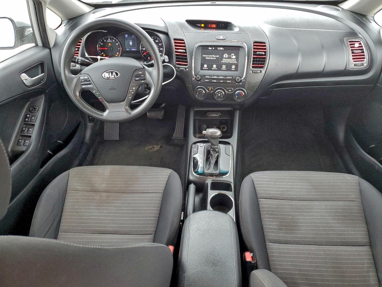 2018 KIA FORTE LX photo 8