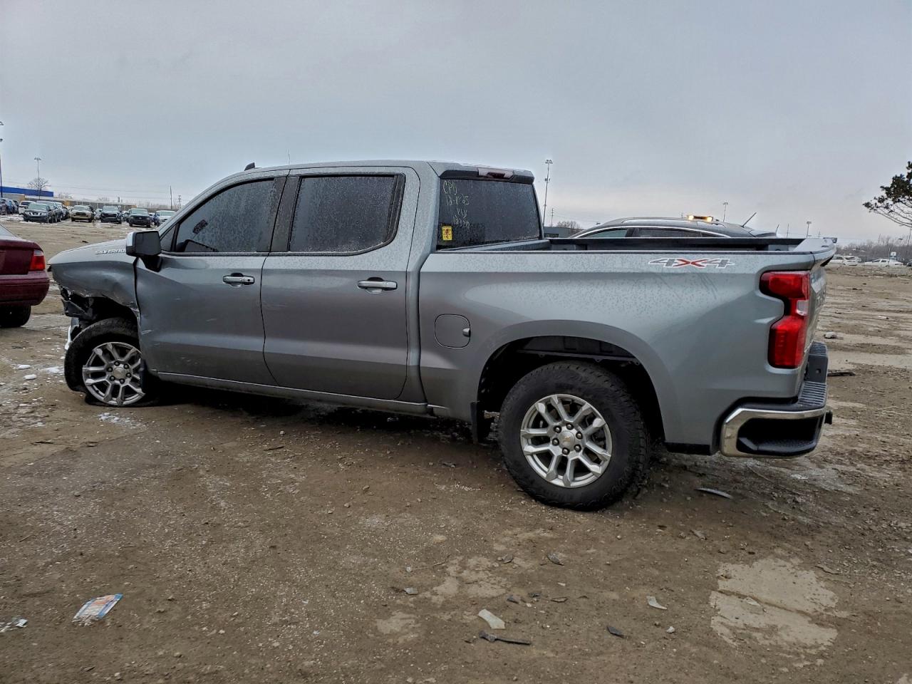 2023 CHEVROLET SILVERADO K1500 LT-L photo 2