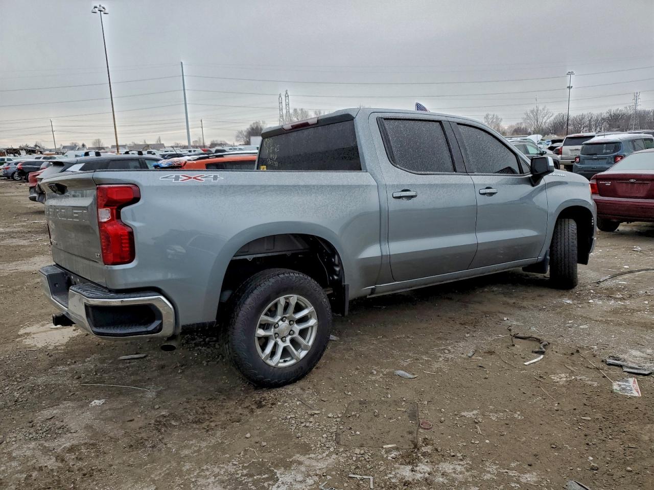 2023 CHEVROLET SILVERADO K1500 LT-L photo 3