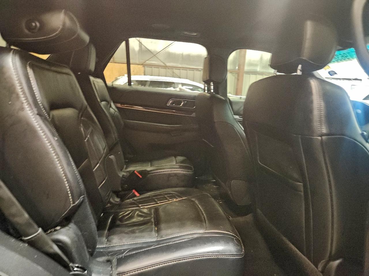 2017 FORD EXPLORER PLATINUM photo 10