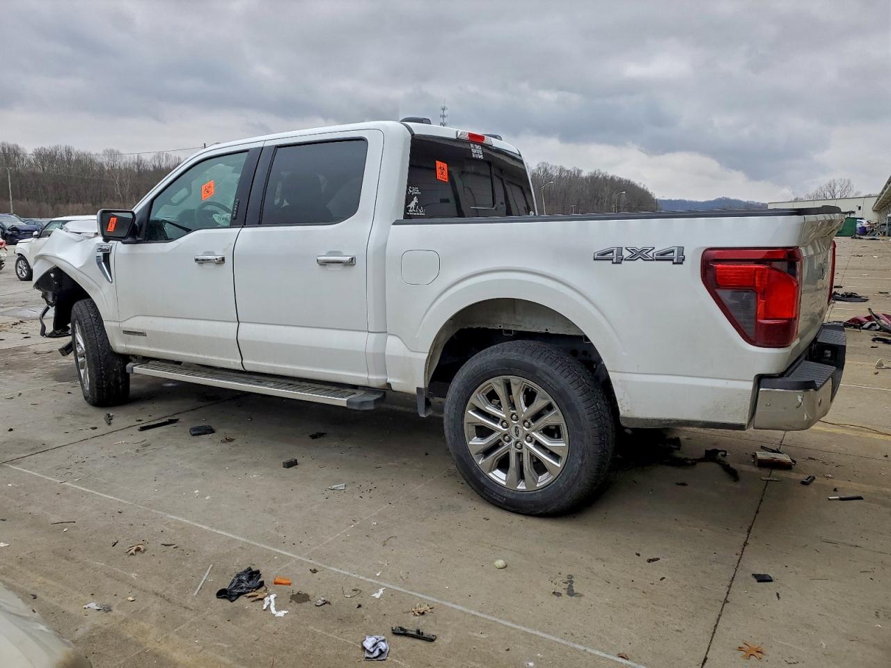 2024 FORD F150 XLT photo 3
