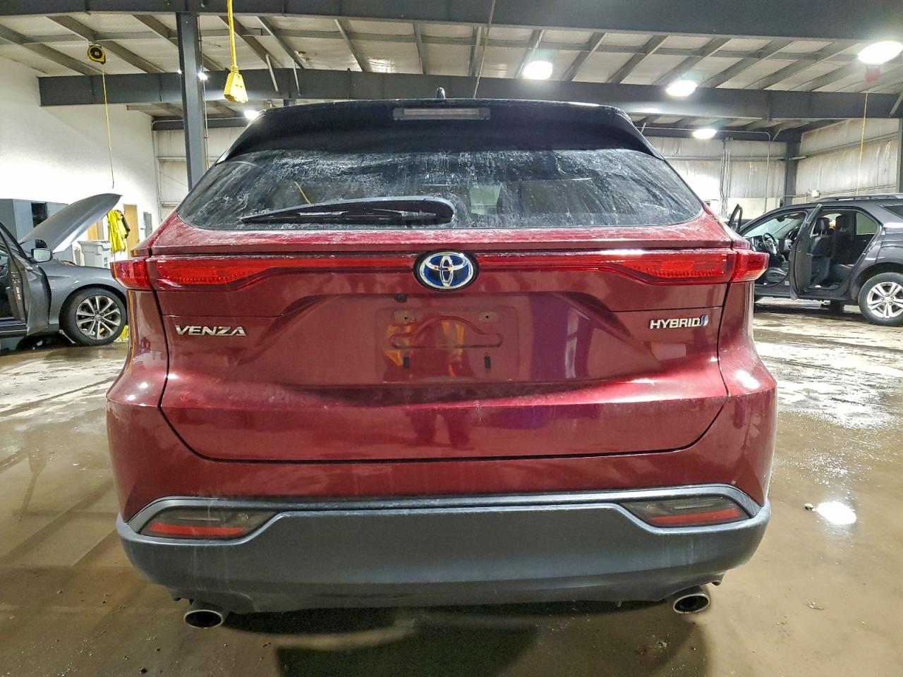 2021 TOYOTA VENZA LE photo 6