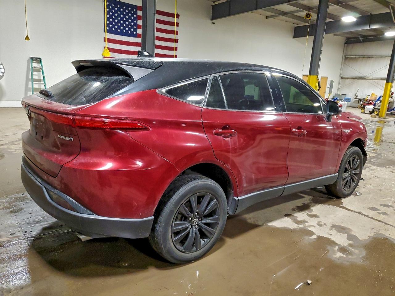 2021 TOYOTA VENZA LE photo 3