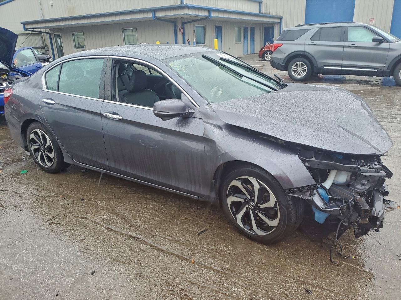 2017 HONDA ACCORD EXL photo 4