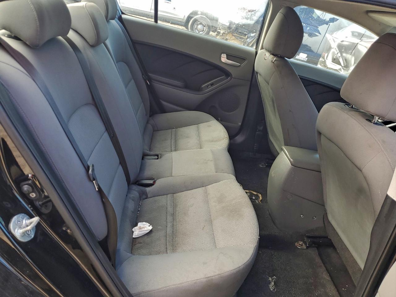 2018 KIA FORTE LX photo 28