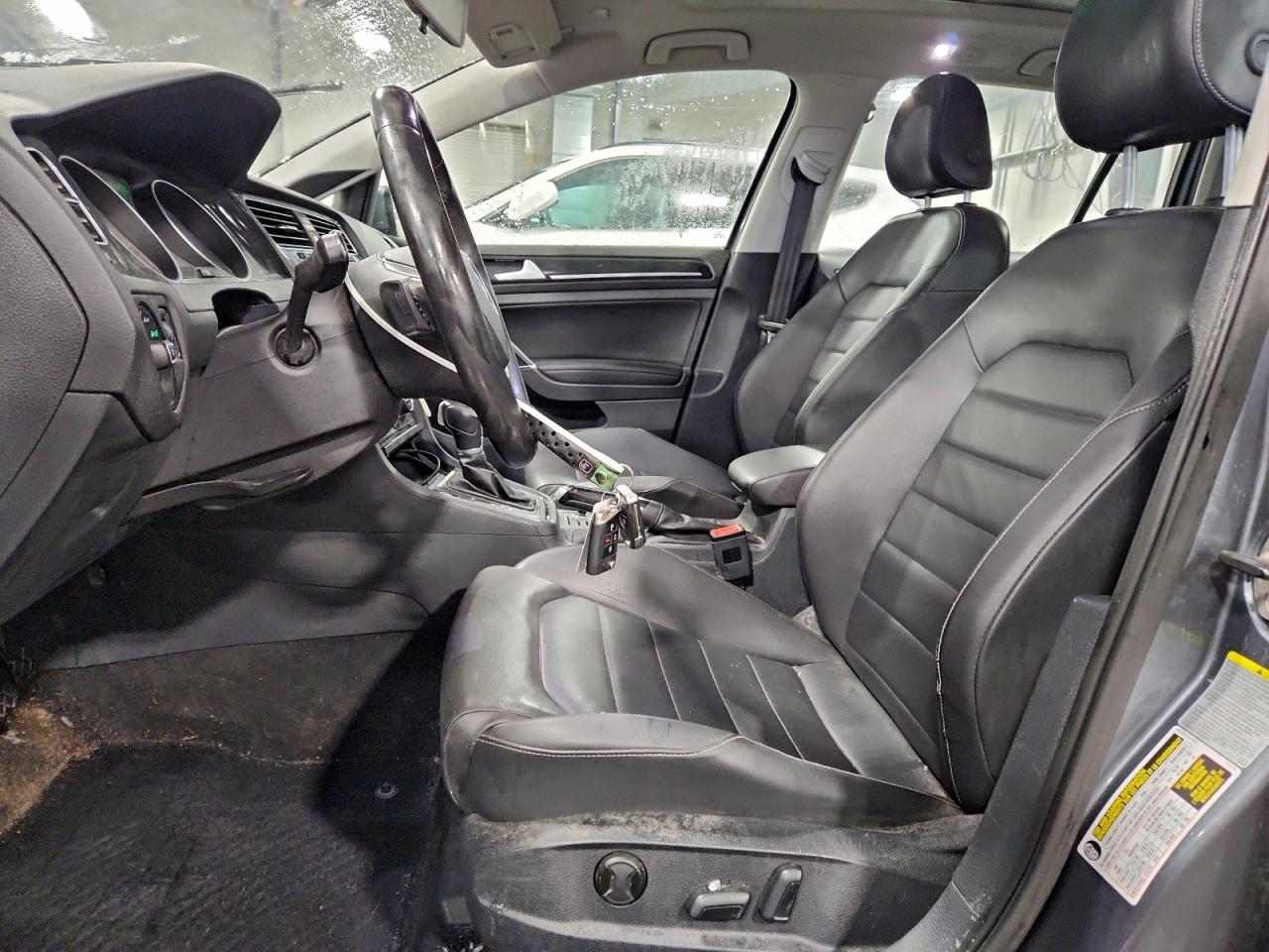 2015 VOLKSWAGEN GOLF SPORTWAGEN TDI S photo 13